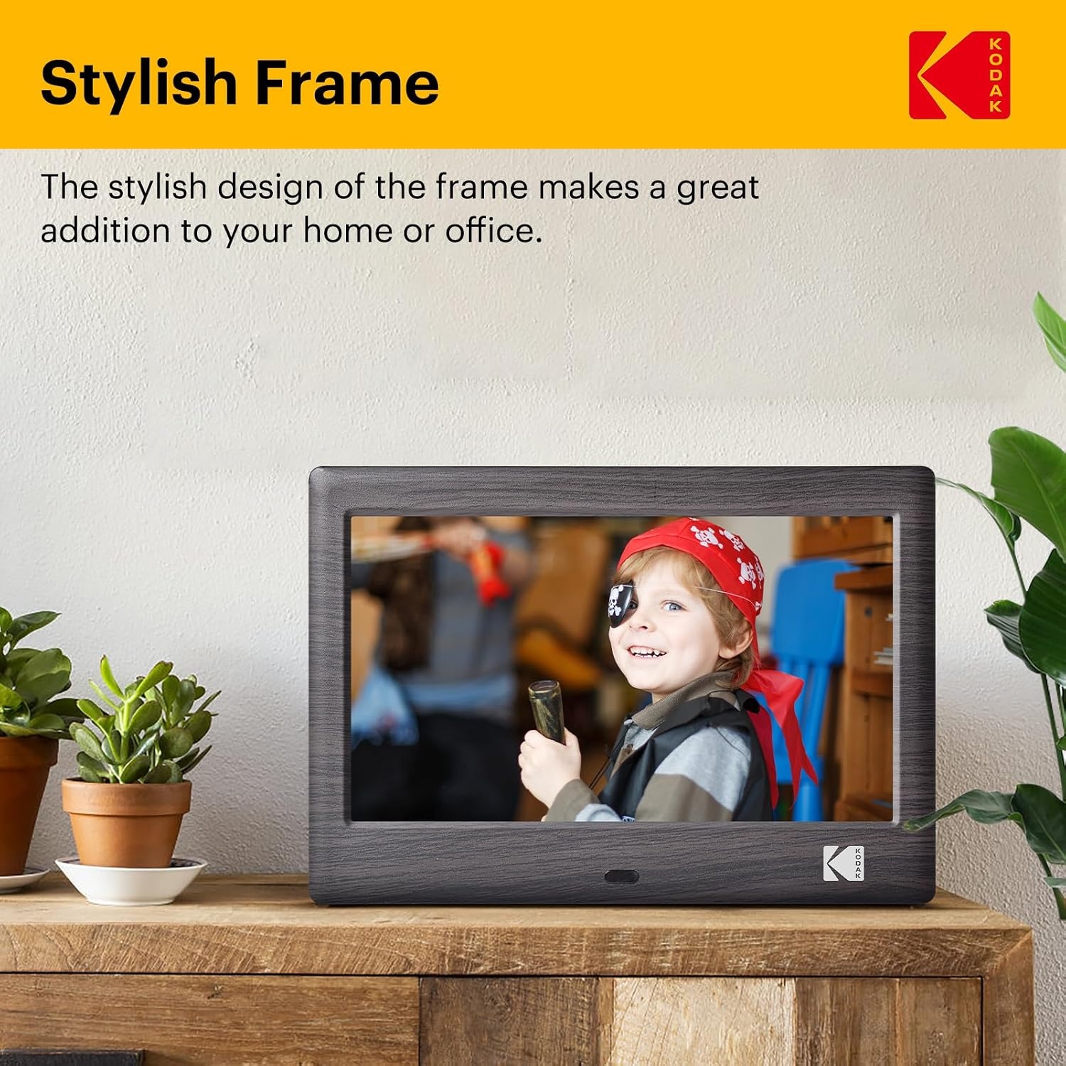 image:imageKODAK 7 Inch Digital Picture Frame with Remote Control 1024x600 HD Display Digital Photo Frame USB or SD Card Required AutoRotate Supports PhotoVideoMusicCalendarSlideshowBlack