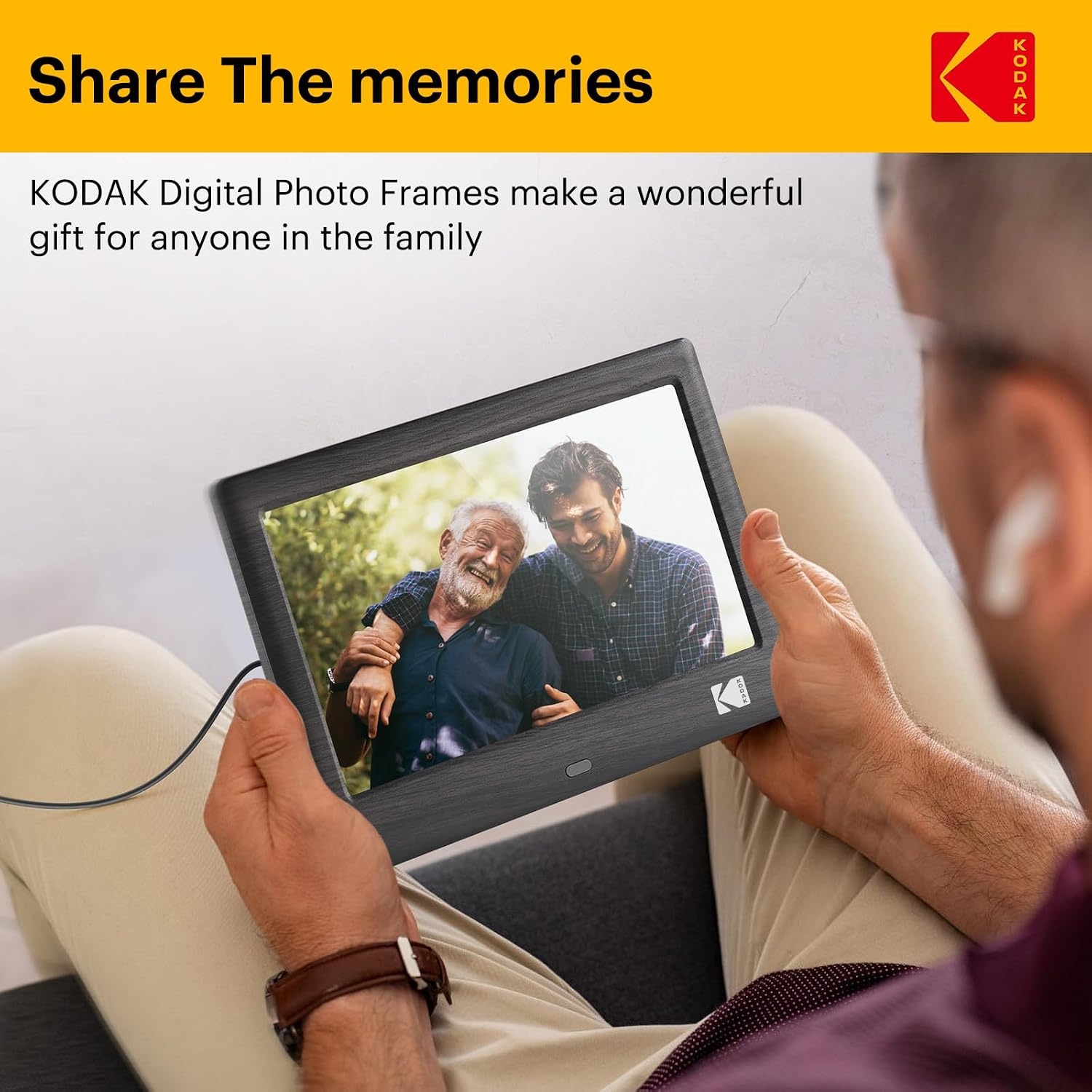 image:imageKODAK 7 Inch Digital Picture Frame with Remote Control 1024x600 HD Display Digital Photo Frame USB or SD Card Required AutoRotate Supports PhotoVideoMusicCalendarSlideshowBlack